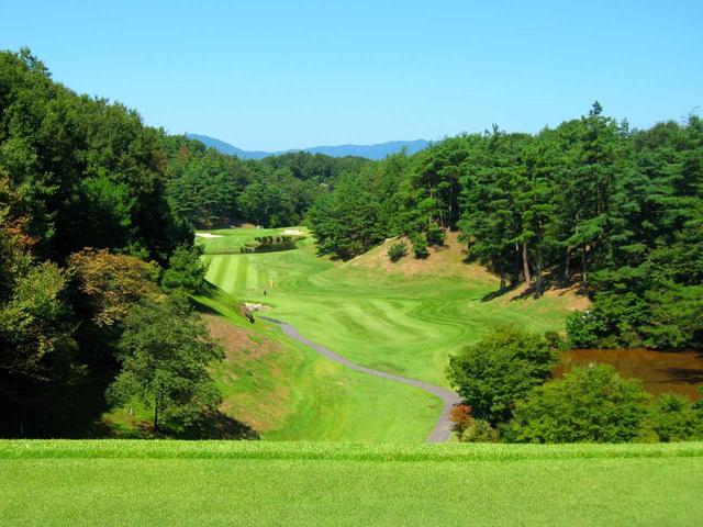 画像: 16番ホール(498Y・P5)通称「南山ガーデン」