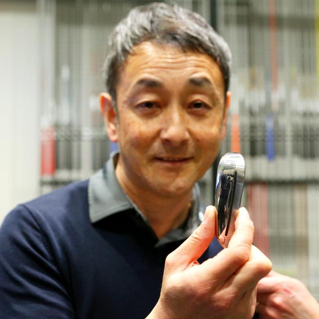 画像: 「M6はヘッドが大きいけど、ぽってりしていなくて構えやすい。M5、M6ともに弾き感があって飛距離は申し分ありません」