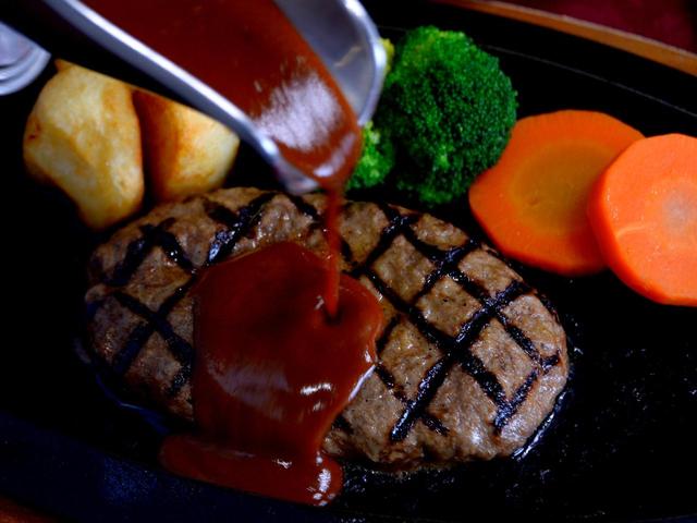 画像: 黒毛和牛100%のハンバーグ(1700+税)