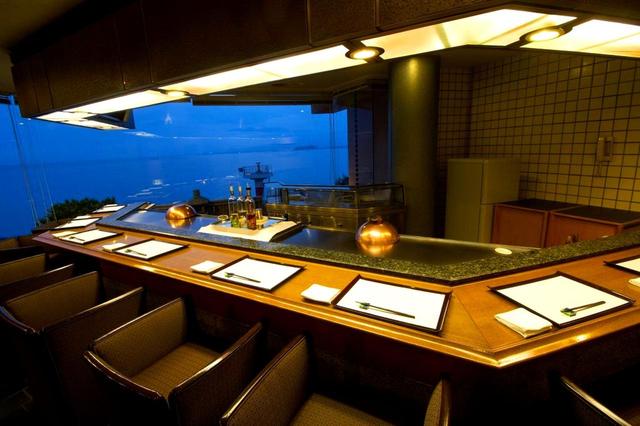 画像: 淡島ホテル 和牛、海鮮の鉄板焼き