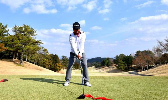 画像1: 【スウィング】フェードの達人・伊澤利光が教える「最新ドライバー」フェードの打ち方