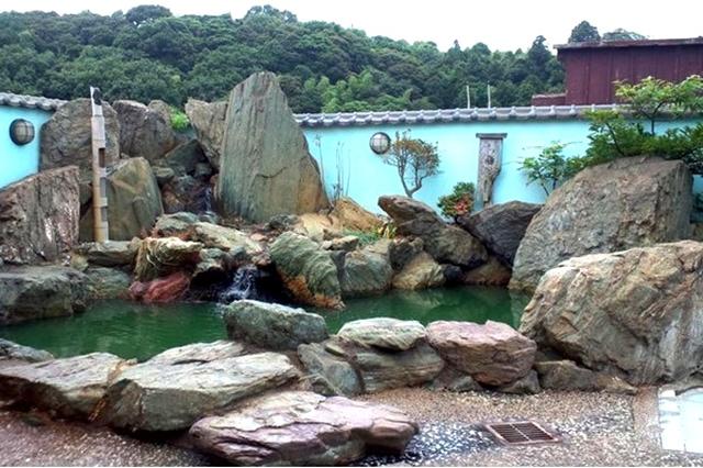 画像: あずま健康センター 茨城県稲敷市東大沼713-1 TEL.0299-79-2611 10時~翌8時 料金:756円
