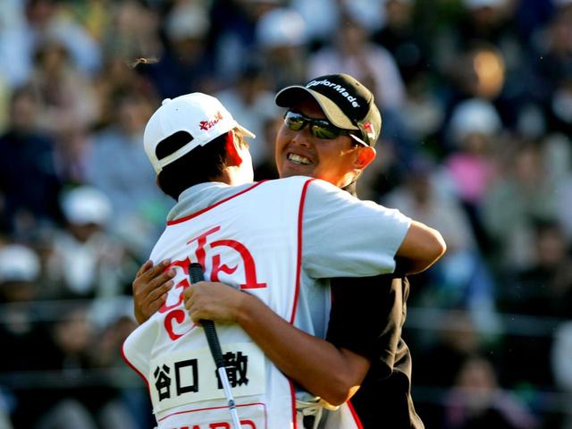画像5: 難コースに他選手が落ちていく中、しのぎ切った谷口だけがアンダーパーで優勝(-3)。GD記録写真を見返してもバンカーからのショットシーンが多い