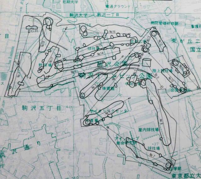 画像: 現在の駒沢オリンピック公園付近と、駒沢コース18ホールとの位置関係