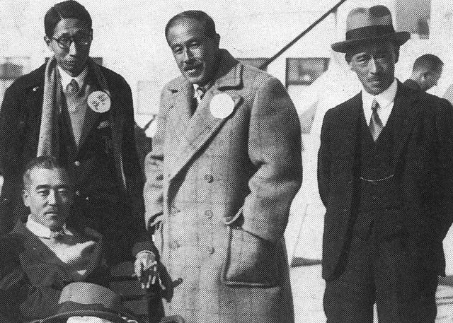 画像: 中央が大谷光明。1907年から3年間英国に滞在しゴルフを覚えた。後列左は小寺酉二