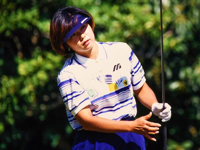 画像: 1973年8月1日生まれ、鹿児島県大島郡出身。1994プロテスト合格、2002ヴァーナルレディースなどツアー通算2勝。