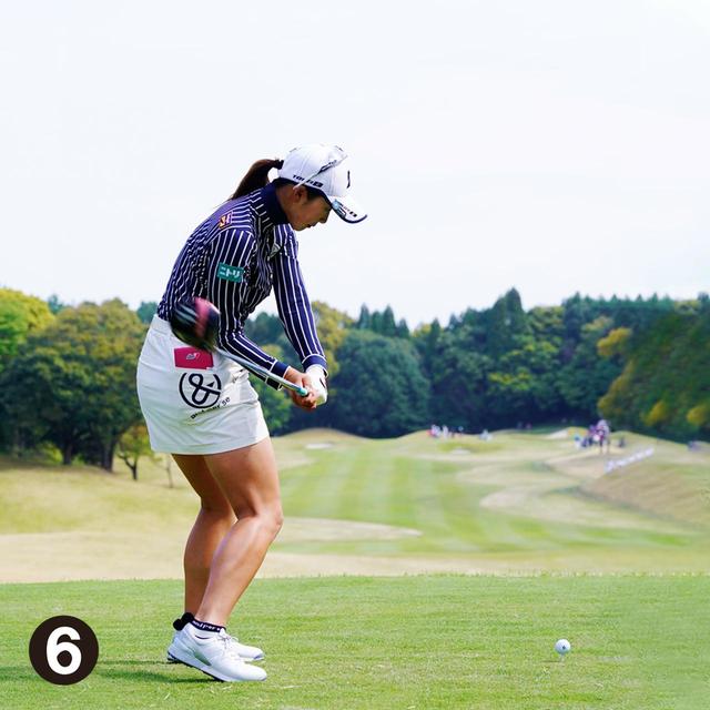 画像: 左手首を締めて下ろす