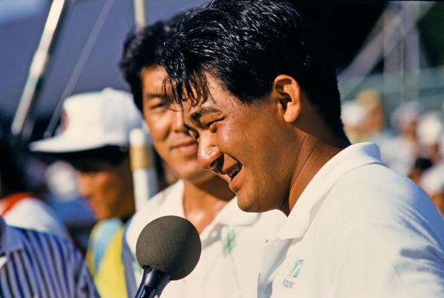 画像: 勝利者インタビューに答える川岸