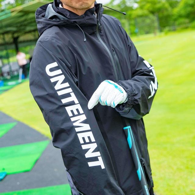 画像: 伊丹'sインプレ② 大きなロゴがおしゃれ。ゴルフ以外でも活用できそう