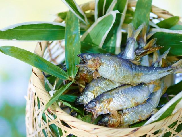 画像: 川魚など地の食材に舌つづみ