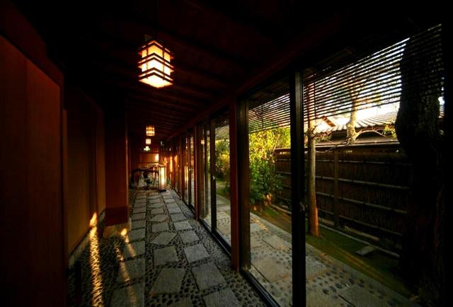 画像: 大正屋の玄関