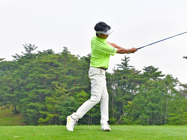 画像: フォローを大きく