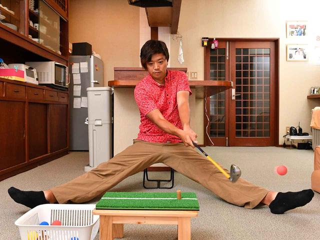 画像2: 【スコアアップ】暑い夏の一日、トップアマは部屋でこんなことをやっている。ゴルファーの家練を公開