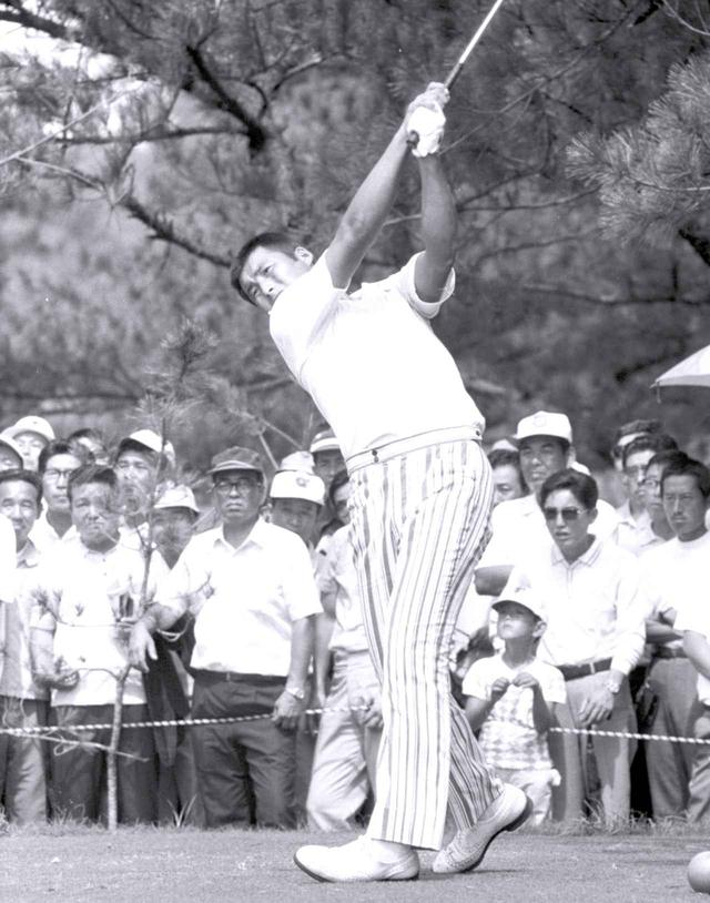 画像: 1971年日本プロ。プロデビュー2年目で初優勝を遂げた