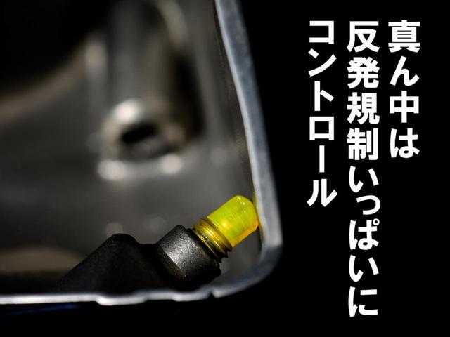 画像: フェースを支える小さなネジが、反発エリアを最大化する