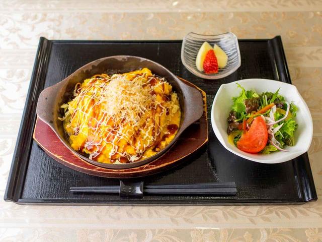 画像: ふわとろオムソバ 1600円