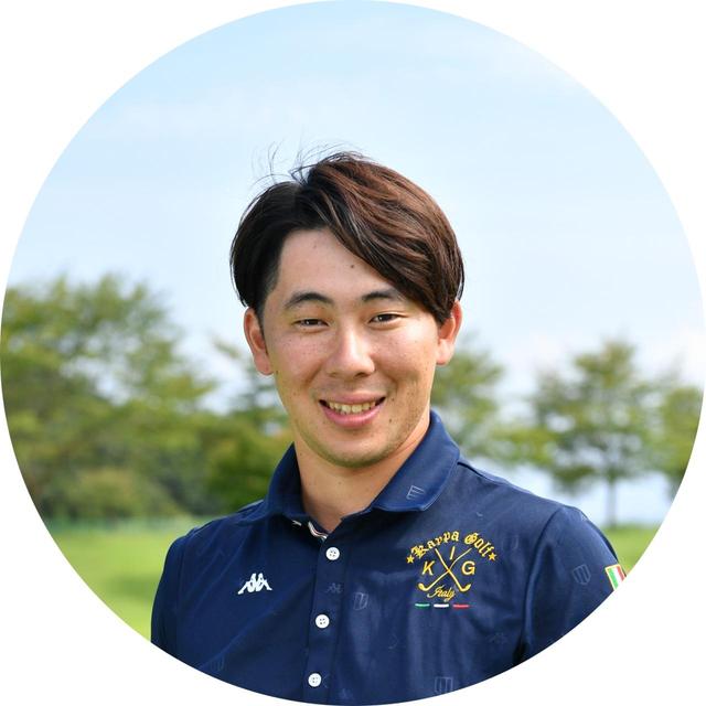 画像: 【解説】坂井南雄人プロ 目黒区のゴルフスタジオ「ジーハード」でレッスンを行う。日頃から距離計測を愛用中