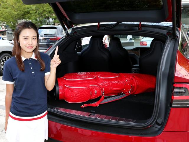 画像: 「余裕です。ラゲッジスペースに奥行があるので、まっすぐタテにしても入りそう」