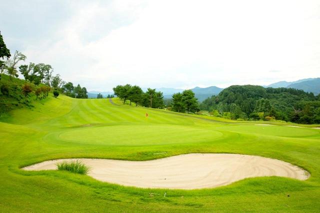 画像: 秩父エリア屈指の戦略的なコースと評判。ベントの2グリーン