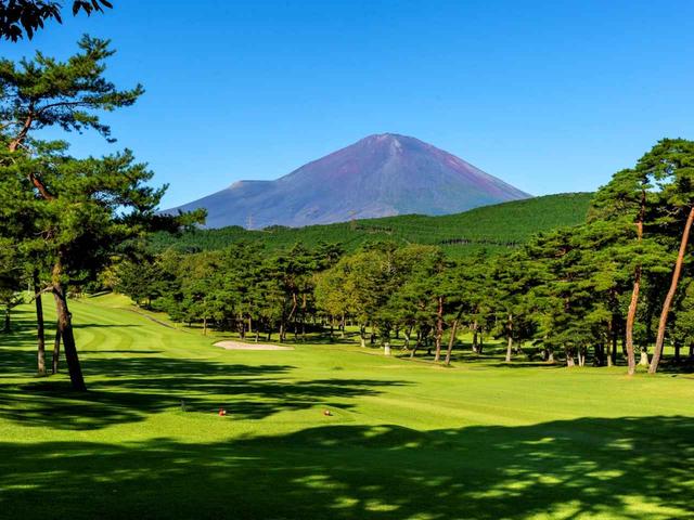 画像2: 10番ホール(418Y・P4)