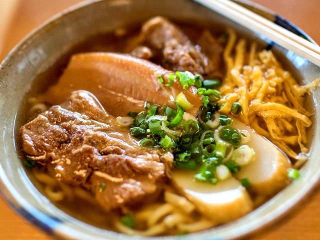 画像: 自家製麺はつるつるモチモチ