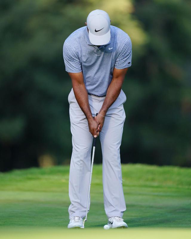 画像2: 【名手のパット】入る握り方に3つの流派。PGAツアーのパッティンググリップ、タイガー・マキロイ・松山・スピース…