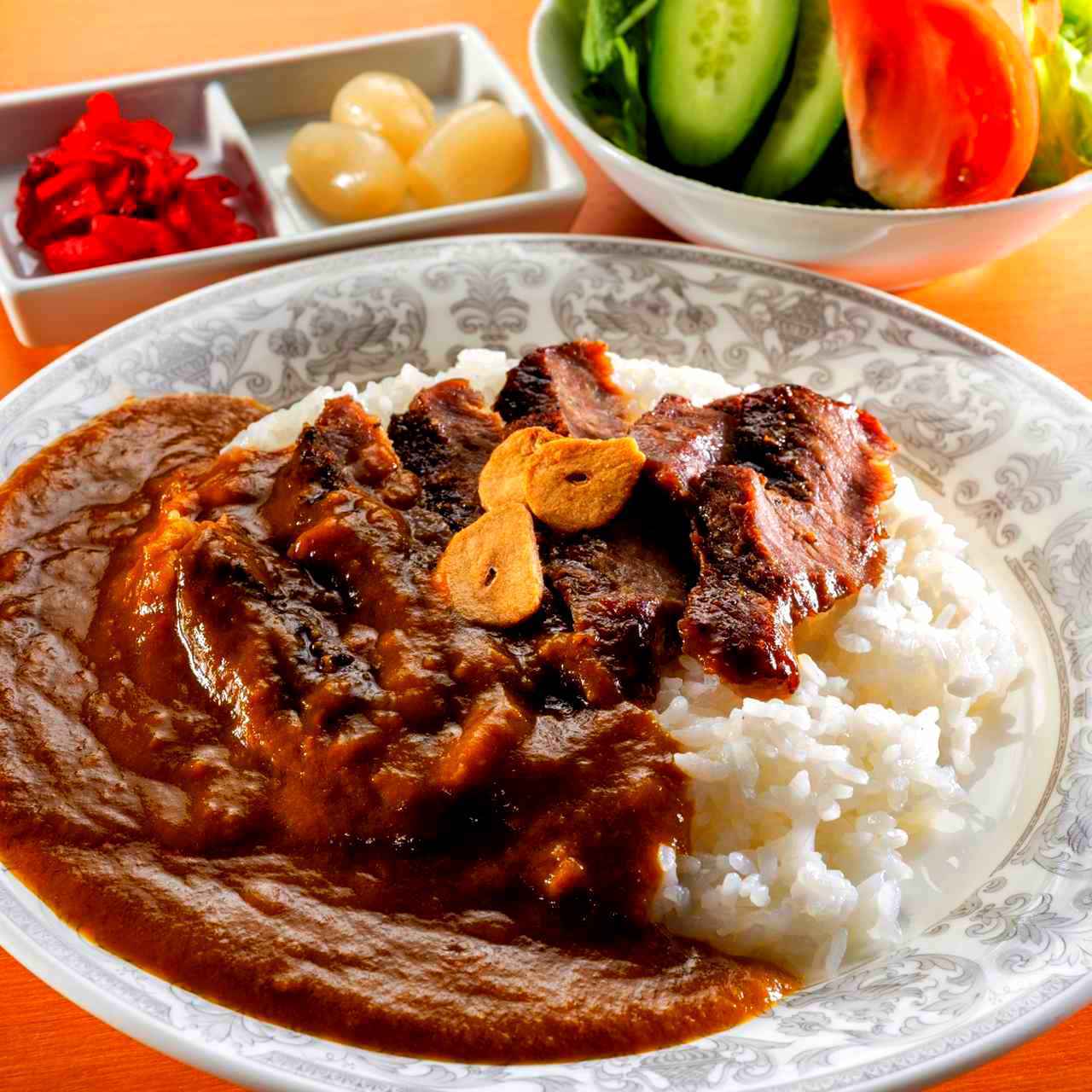 画像: ステーキカレー(1540円)