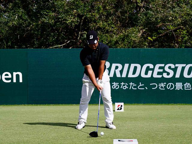 画像1: 【比嘉一貴】今季初優勝。小さな体格でも飛ばせる、高速回転スウィングの秘訣