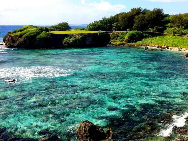 画像: マンギラオ名物の海越えPAR3