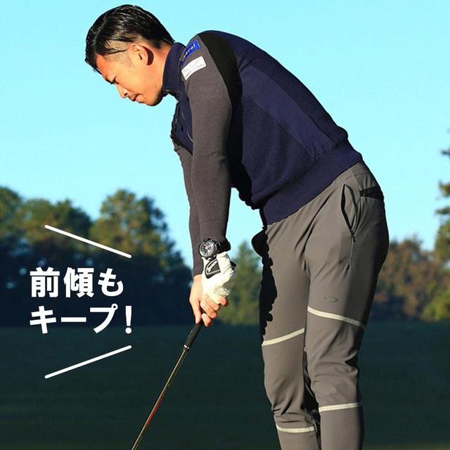 画像: 【ハンドファーストの正しい形①】 手元は低い位置におさまっている