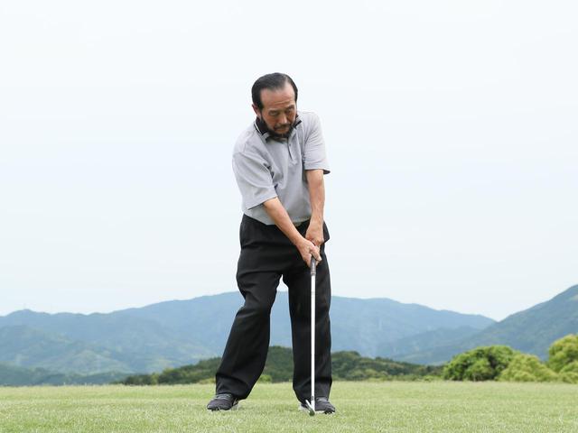 画像: 【通勤GD】時松プロを育てた異次元打法「みんなの桜美式」 Vol.1「引いて、引く」スウィング ゴルフダイジェストWEB