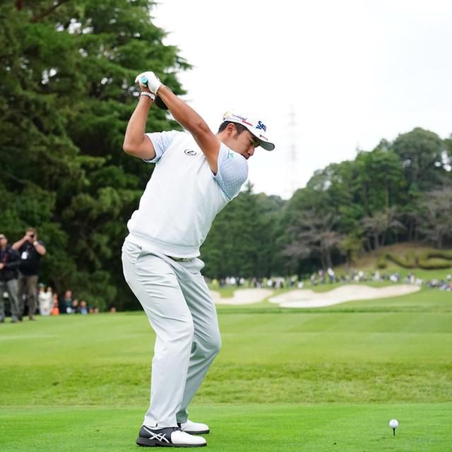 画像1: 【松山英樹】トップで止まらなくなった! 淀みなく超スムーズになった「切り返し動」スウィング解説