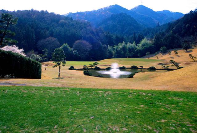 画像: 奥武蔵の自然に囲まれたJゴルフ鶴ヶ島