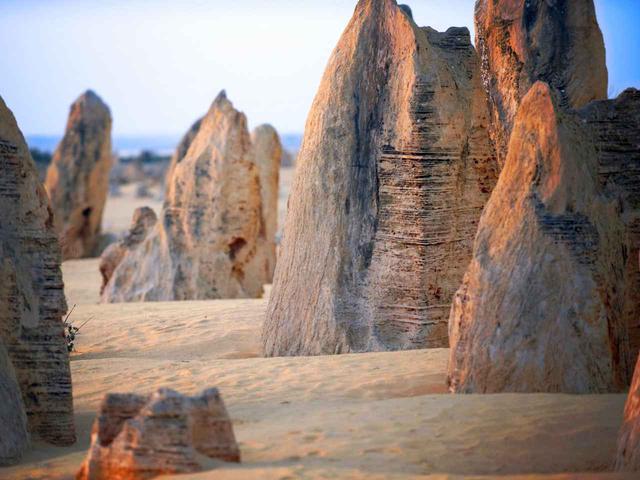 画像: ピナクルズ ( ⒸAustralia's Coral Coast)