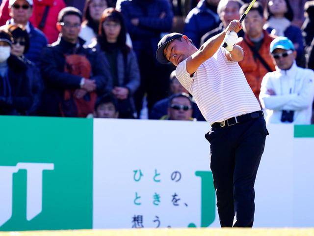 画像: 時松隆光プロもテンフィンガーの手刀グリップ
