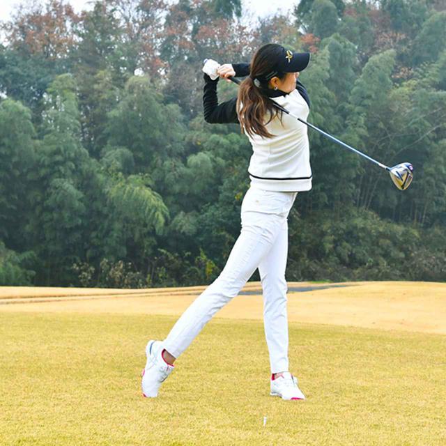 画像7: 【飛距離アップ】ツイスト打法の武市悦宏プロが五輪新体操元代表の坪井保菜美さんをレッスン。プラス20ヤードを達成できたか?(前編)