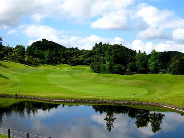 画像: 亀山湖CC ベント1グリーン18ホール