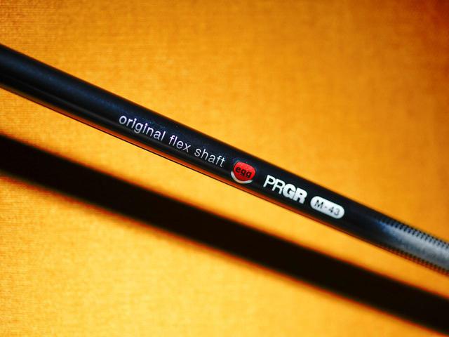 画像: 振り遅れを防ぎ、ミート率が向上する44.25インチの短めシャフト。ヘッドが暴れないので方向性も良くなるといいこと尽くめ