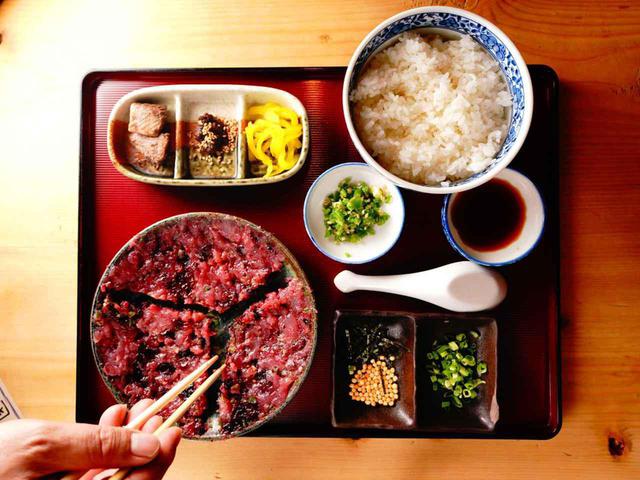 画像: 宗田鰹とは、主に鰹節に使われる鰹だが、地元では生食でも親しまれている