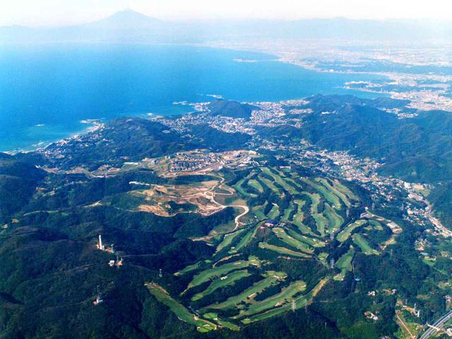 画像: 葉山国際カンツリー倶楽部 湘南・葉山の高台に広がる36ホール、名変料半額キャンペーン