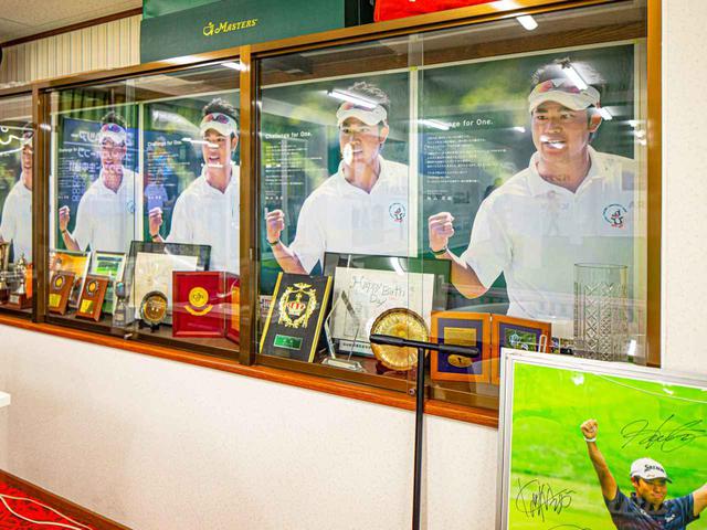 画像: 貴重なグッズも展示