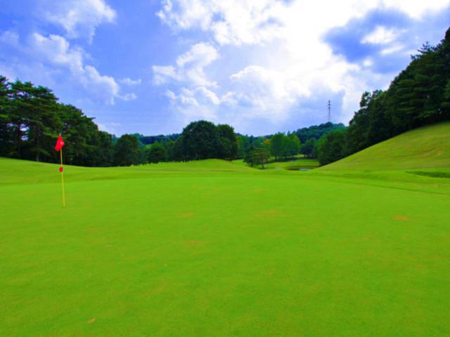画像: 浅見ゴルフ倶楽部 6番/379Y/パー4(北)右ドッグレッグのホール