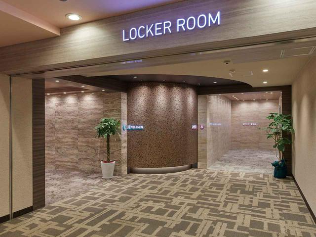 画像: ロッカールーム入口
