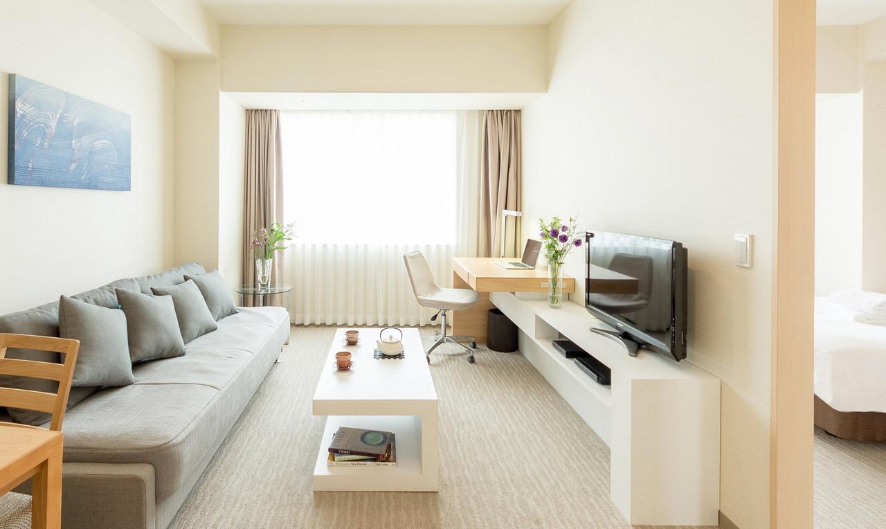 画像: 1泊お一人様2,500円でリビング付40㎡のお部屋にランクアップ可能