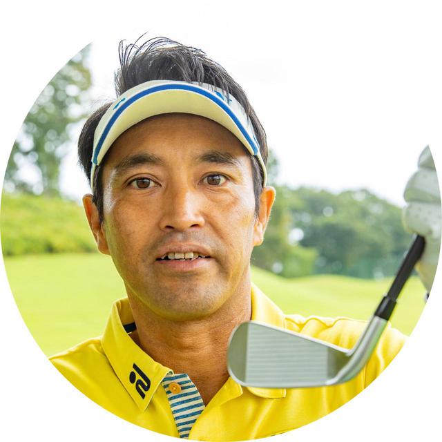 画像: 【試打してもらいました】 内海大祐プロ ETGSチーフインストラクター。クラブの特性を緻密に感じ取る