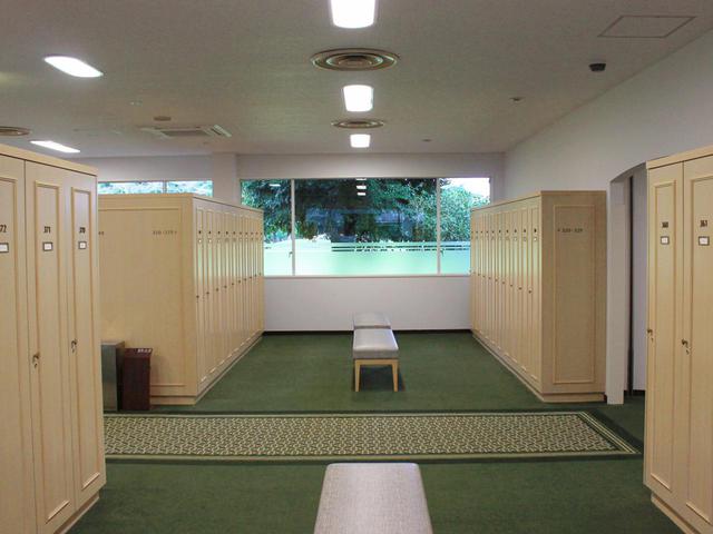 画像: 男性用ロッカールーム