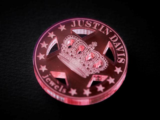 画像2: クリスマスアイテム③ JUSTINE DAVIS×週刊ゴルフダイジェスト オリジナルゴルフマーカー