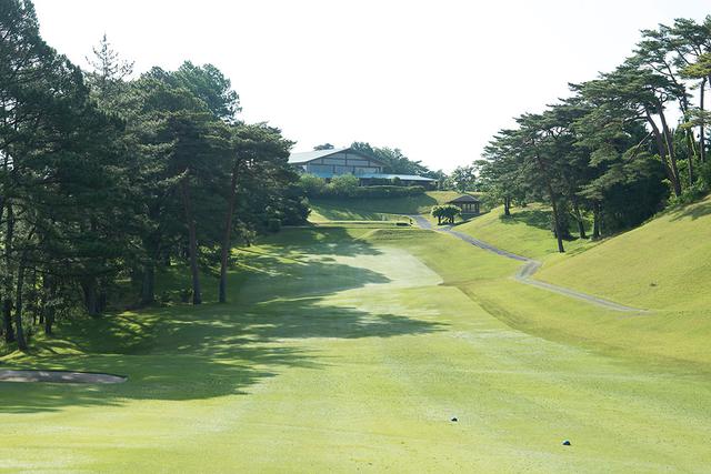 画像: 浜松カントリークラブ1番ホール
