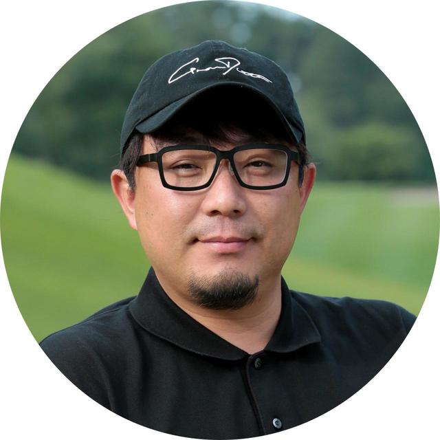 画像: 【吉田一尊プロ】高校卒業後アメリカにゴルフ留学、帰国後JGTOツアープレーヤーとなりチャレンジツアー参戦。2004年ドラコン日本選手権5位、2005年3位、2006年4位。グランディスタ主宰