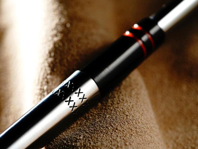 画像: X印のローレット加工やソケットの赤ラインなど、オリジナルデザインを忠実に再現